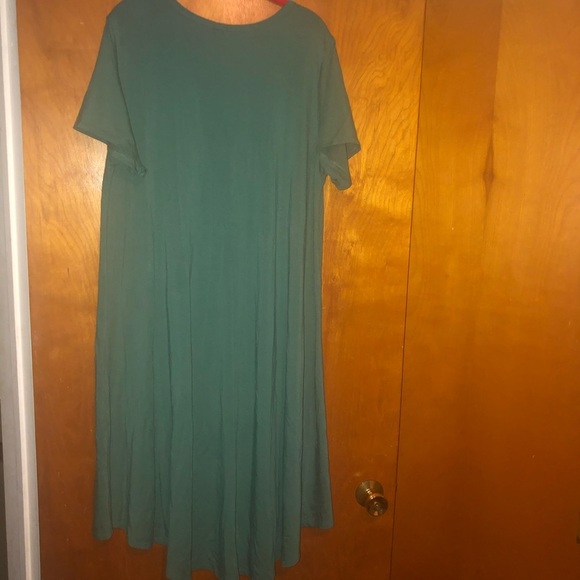 LuLaRoe Carly High-Low Dress Green plus size 2x - Picture 2 of 5